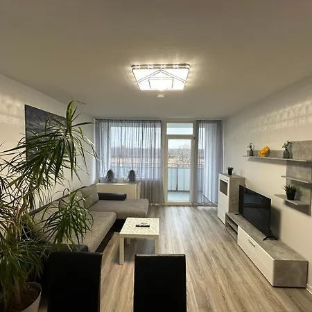 Olis In Apartment *